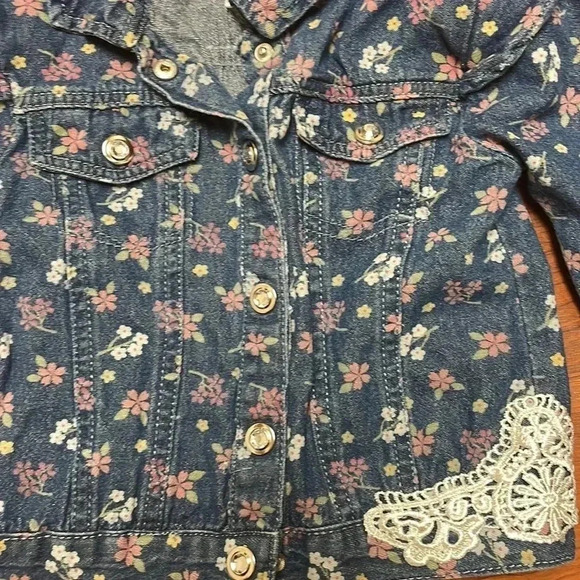 Little‎ Lass and Carters Jackets, size 5 - Picture 4 of 10